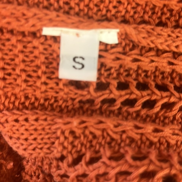Rust Fringed Long Sleeved Knit Sweater by Sweet Jane/ Size Small - Picture 8 of 8